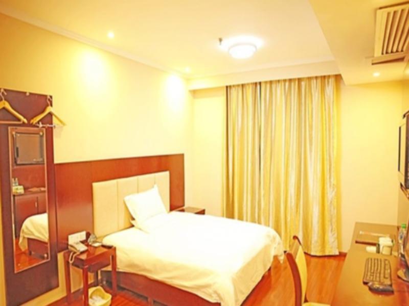 Greentree Alliance Jiangxi Nanchang Honggutan Middle Fenghuang Avenue Hotel Екстер'єр фото