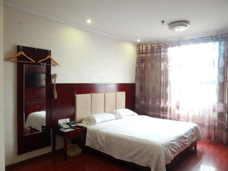 Greentree Alliance Jiangxi Nanchang Honggutan Middle Fenghuang Avenue Hotel Екстер'єр фото