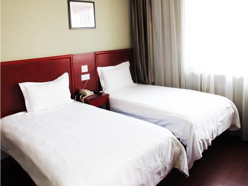 Greentree Alliance Jiangxi Nanchang Honggutan Middle Fenghuang Avenue Hotel Екстер'єр фото