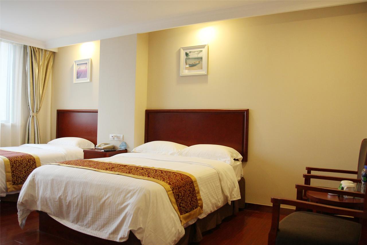 Greentree Alliance Jiangxi Nanchang Honggutan Middle Fenghuang Avenue Hotel Екстер'єр фото