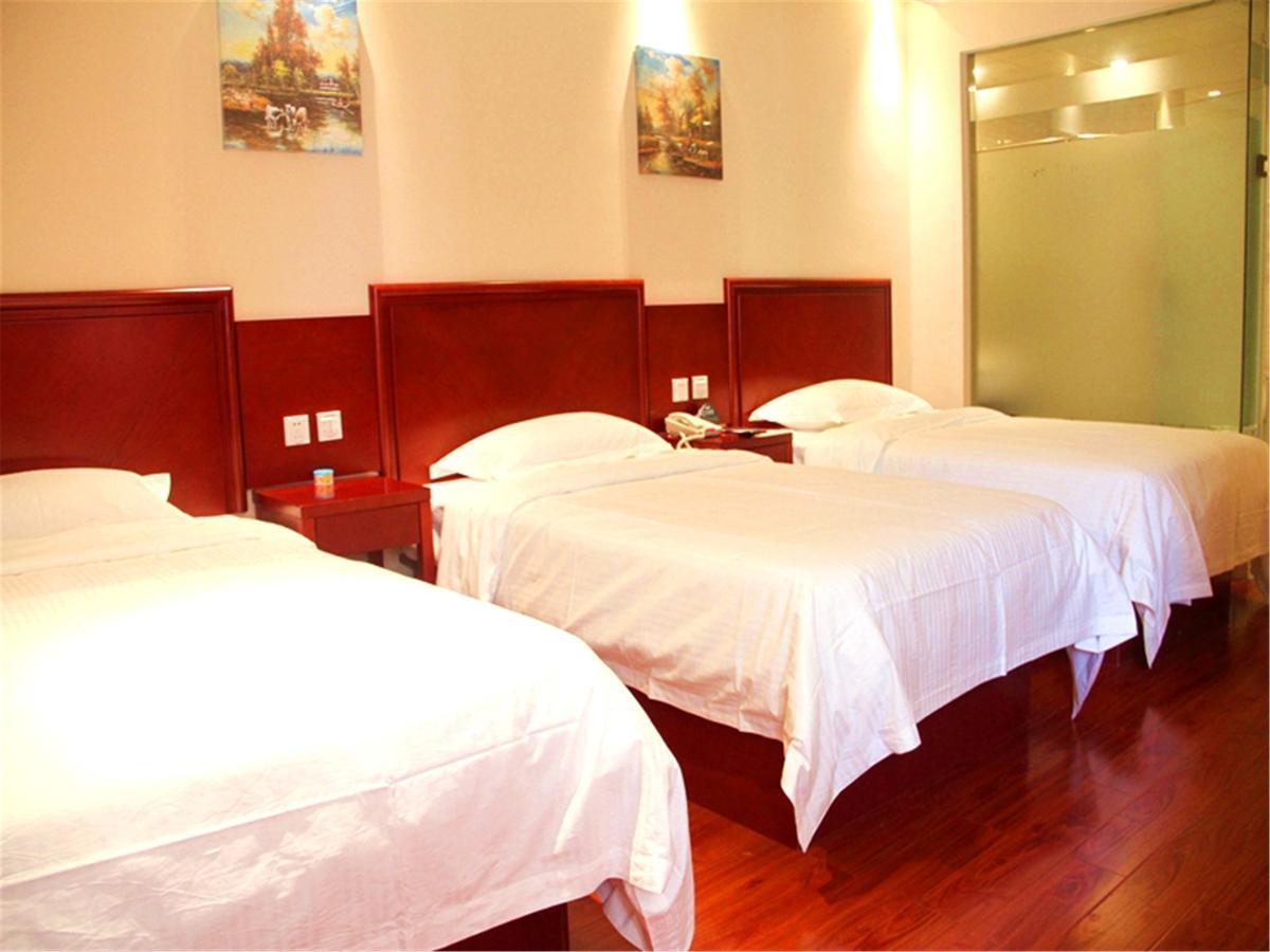 Greentree Alliance Jiangxi Nanchang Honggutan Middle Fenghuang Avenue Hotel Екстер'єр фото