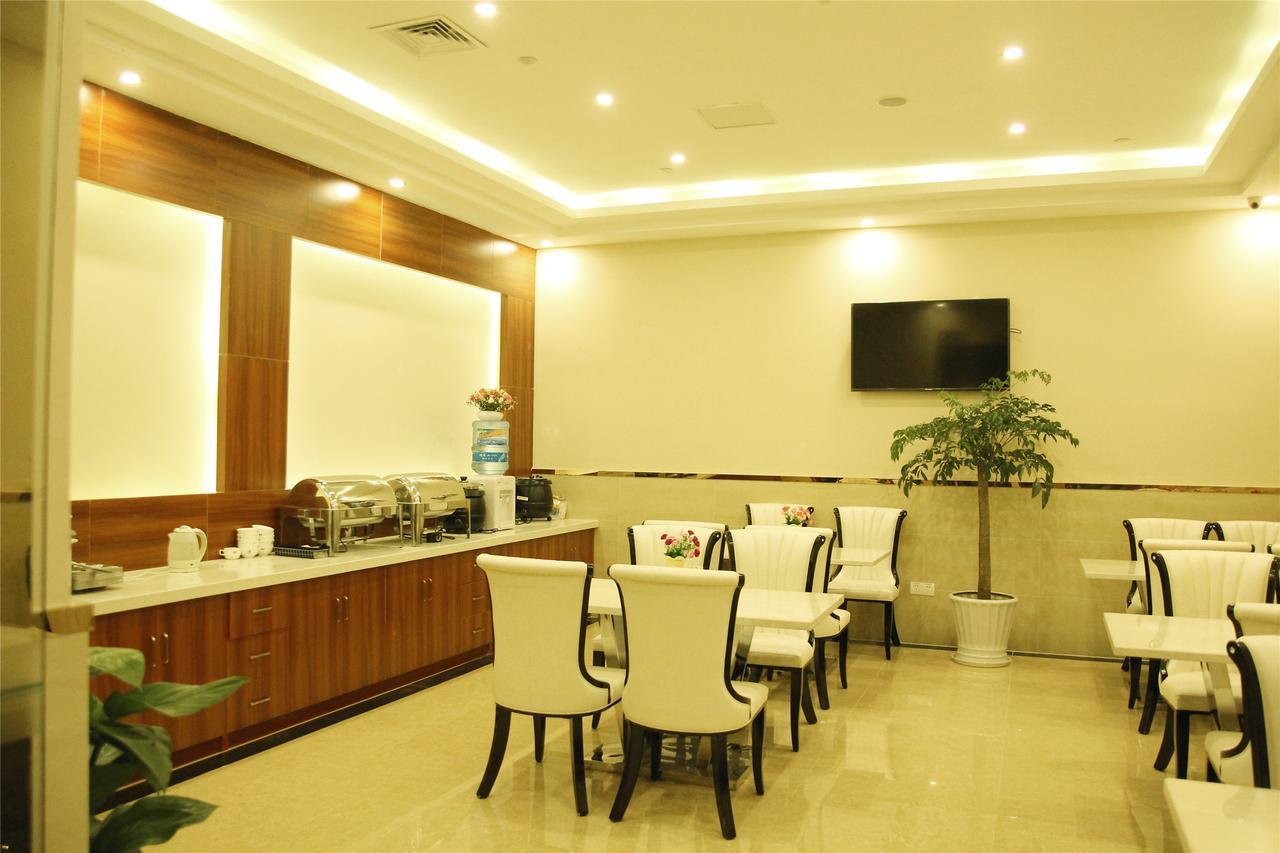Greentree Alliance Jiangxi Nanchang Honggutan Middle Fenghuang Avenue Hotel Екстер'єр фото